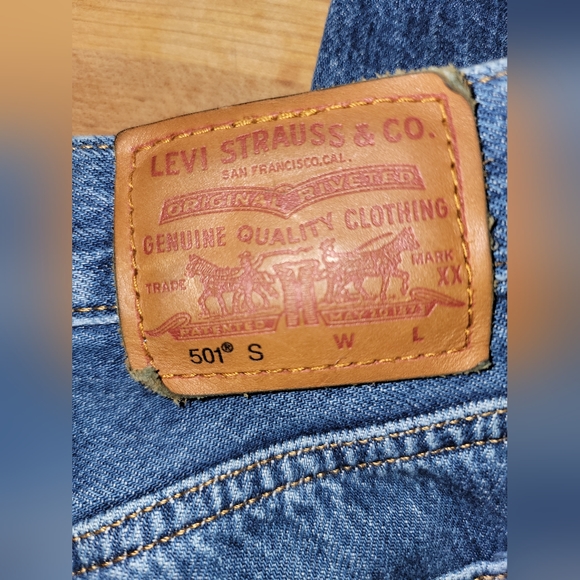 Levi 501 Skinny in Sansome Street, W26, L28, Button Jeans - Picture 13 of 13